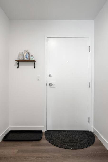 Chic 1Br Kensington Unit W/Parking Lejlighed YYC Eksteriør billede