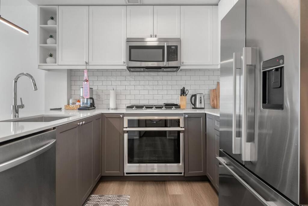 Chic 1Br Kensington Unit W/Parking Lejlighed YYC Eksteriør billede