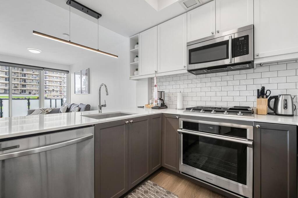 Chic 1Br Kensington Unit W/Parking Lejlighed YYC Eksteriør billede